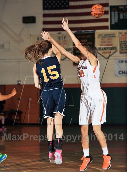 Thumbnail 2 in Yucaipa vs. Rancho Verde (Lady Bears Holiday Classic) photogallery.