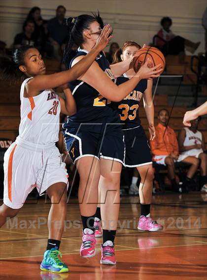 Thumbnail 2 in Yucaipa vs. Rancho Verde (Lady Bears Holiday Classic) photogallery.