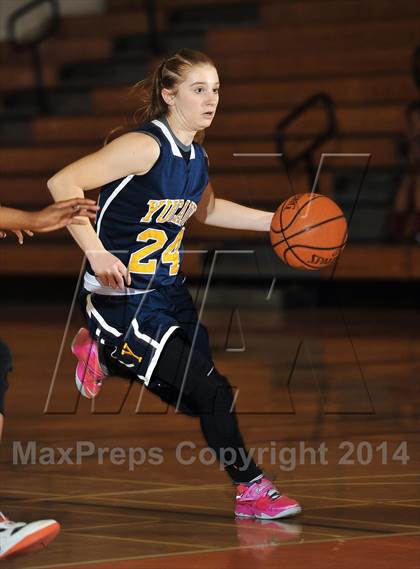 Thumbnail 3 in Yucaipa vs. Rancho Verde (Lady Bears Holiday Classic) photogallery.