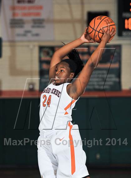 Thumbnail 1 in Yucaipa vs. Rancho Verde (Lady Bears Holiday Classic) photogallery.