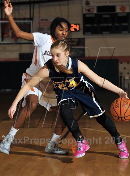 Thumbnail 3 in Yucaipa vs. Rancho Verde (Lady Bears Holiday Classic) photogallery.