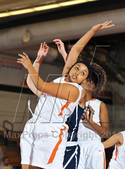 Thumbnail 1 in Yucaipa vs. Rancho Verde (Lady Bears Holiday Classic) photogallery.