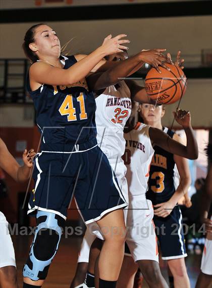 Thumbnail 1 in Yucaipa vs. Rancho Verde (Lady Bears Holiday Classic) photogallery.