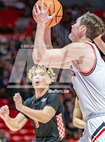 Thumbnail 1 in Timpview vs. Alta  (UHSAA 5A Semifinal) photogallery.