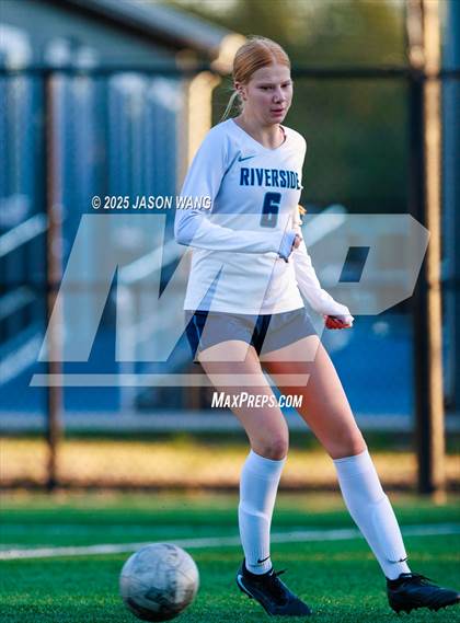 Thumbnail 2 in JV: Auburn Riverside @ Tahoma photogallery.