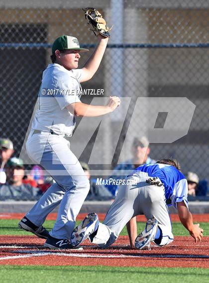 Thumbnail 1 in Blue Ridge vs Windthorst (UIL 2A Region 2 Area Playoff) photogallery.