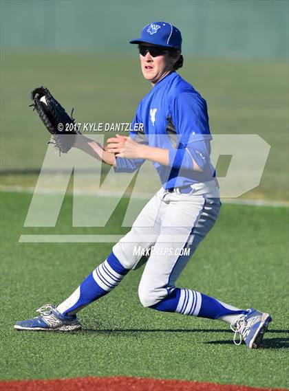 Thumbnail 2 in Blue Ridge vs Windthorst (UIL 2A Region 2 Area Playoff) photogallery.