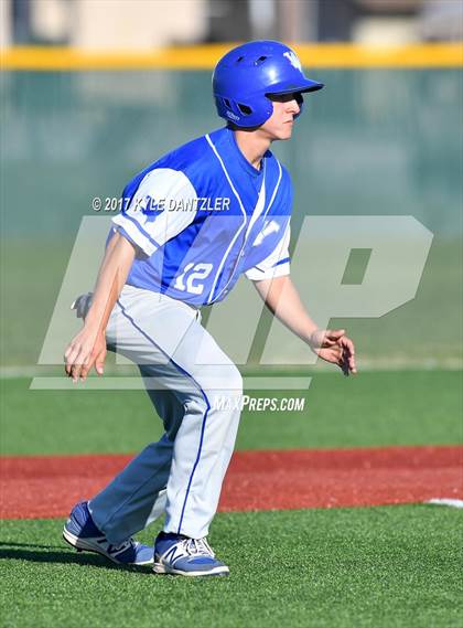 Thumbnail 3 in Blue Ridge vs Windthorst (UIL 2A Region 2 Area Playoff) photogallery.