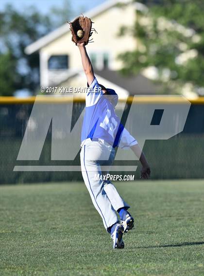 Thumbnail 1 in Blue Ridge vs Windthorst (UIL 2A Region 2 Area Playoff) photogallery.