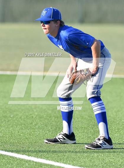 Thumbnail 3 in Blue Ridge vs Windthorst (UIL 2A Region 2 Area Playoff) photogallery.