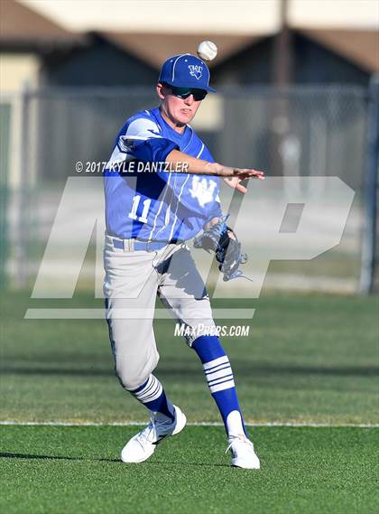 Thumbnail 1 in Blue Ridge vs Windthorst (UIL 2A Region 2 Area Playoff) photogallery.