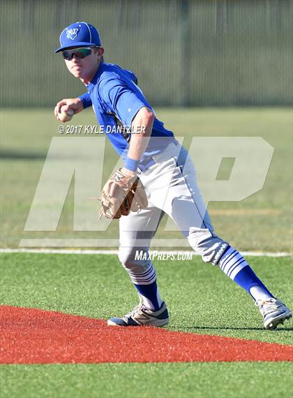 Thumbnail 1 in Blue Ridge vs Windthorst (UIL 2A Region 2 Area Playoff) photogallery.