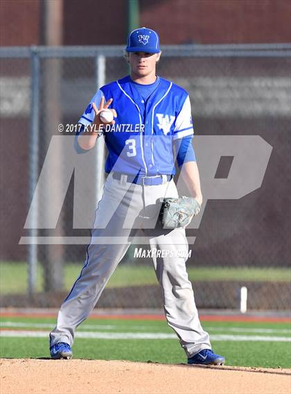 Thumbnail 3 in Blue Ridge vs Windthorst (UIL 2A Region 2 Area Playoff) photogallery.