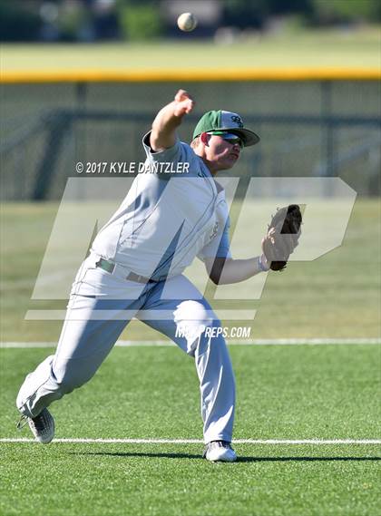 Thumbnail 3 in Blue Ridge vs Windthorst (UIL 2A Region 2 Area Playoff) photogallery.