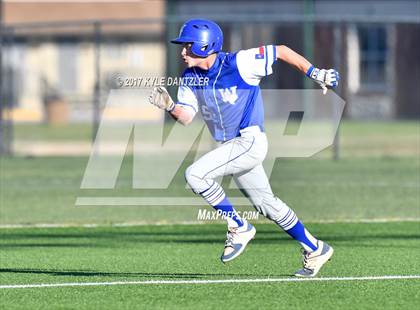 Thumbnail 2 in Blue Ridge vs Windthorst (UIL 2A Region 2 Area Playoff) photogallery.