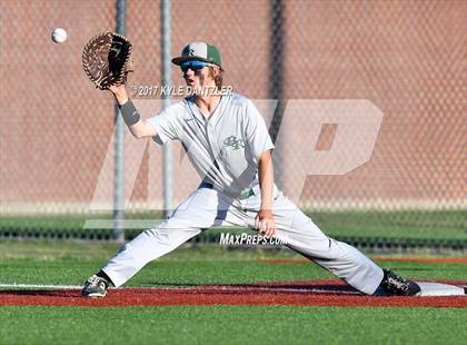 Thumbnail 3 in Blue Ridge vs Windthorst (UIL 2A Region 2 Area Playoff) photogallery.