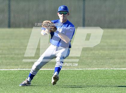 Thumbnail 2 in Blue Ridge vs Windthorst (UIL 2A Region 2 Area Playoff) photogallery.
