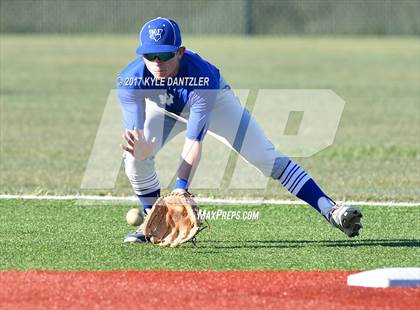 Thumbnail 2 in Blue Ridge vs Windthorst (UIL 2A Region 2 Area Playoff) photogallery.