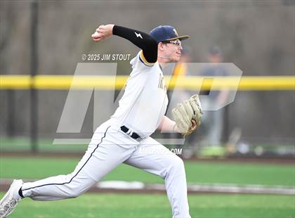 Thumbnail 2 in Choate @ Trinity-Pawling photogallery.