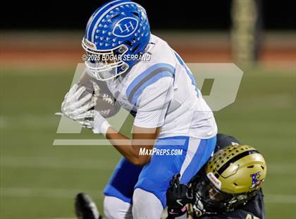 Thumbnail 1 in La Habra @ El Dorado photogallery.