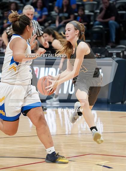 Thumbnail 3 in Green Mountain vs. Wheat Ridge @ Pepsi Center photogallery.