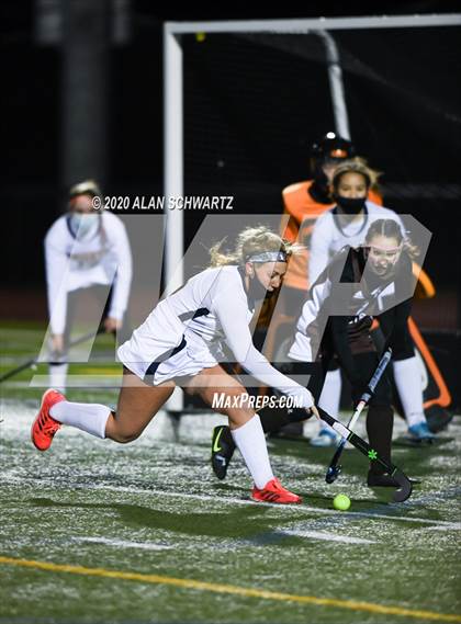 Thumbnail 2 in East Rochester vs. Pittsford Sutherland (NYSPHSAA Section V Final) photogallery.