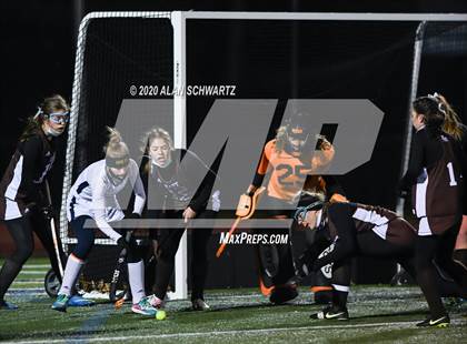 Thumbnail 1 in East Rochester vs. Pittsford Sutherland (NYSPHSAA Section V Final) photogallery.
