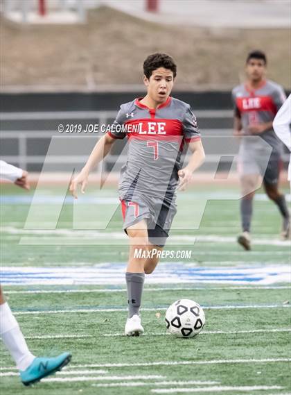 Thumbnail 1 in Lee [Robert E.] vs Hendrickson (Scrimmage) photogallery.