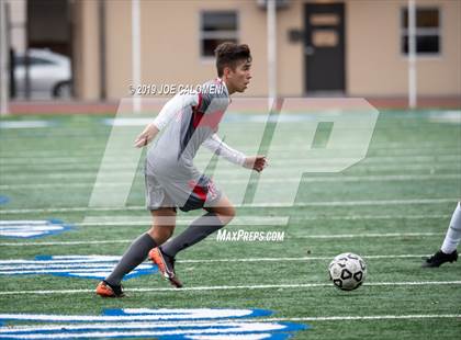 Thumbnail 3 in Lee [Robert E.] vs Hendrickson (Scrimmage) photogallery.