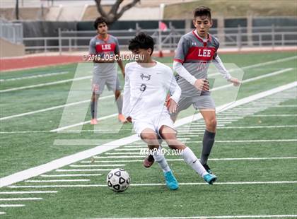 Thumbnail 2 in Lee [Robert E.] vs Hendrickson (Scrimmage) photogallery.