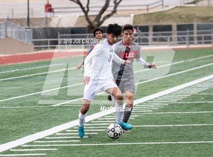 Thumbnail 1 in Lee [Robert E.] vs Hendrickson (Scrimmage) photogallery.