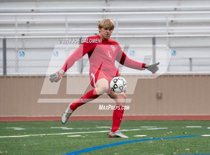 Thumbnail 1 in Lee [Robert E.] vs Hendrickson (Scrimmage) photogallery.