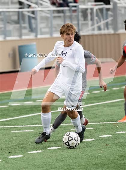 Thumbnail 2 in Lee [Robert E.] vs Hendrickson (Scrimmage) photogallery.