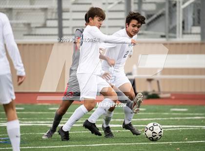 Thumbnail 3 in Lee [Robert E.] vs Hendrickson (Scrimmage) photogallery.