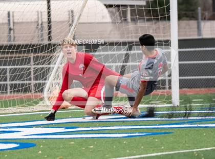 Thumbnail 3 in Lee [Robert E.] vs Hendrickson (Scrimmage) photogallery.