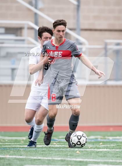 Thumbnail 2 in Lee [Robert E.] vs Hendrickson (Scrimmage) photogallery.