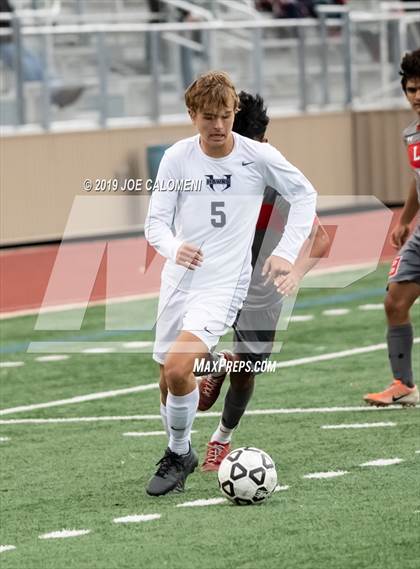 Thumbnail 1 in Lee [Robert E.] vs Hendrickson (Scrimmage) photogallery.
