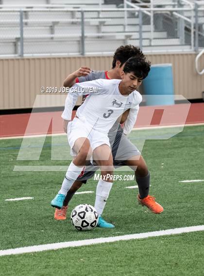 Thumbnail 3 in Lee [Robert E.] vs Hendrickson (Scrimmage) photogallery.