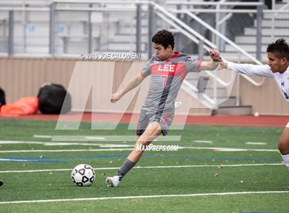 Thumbnail 2 in Lee [Robert E.] vs Hendrickson (Scrimmage) photogallery.