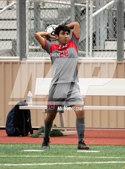 Thumbnail 3 in Lee [Robert E.] vs Hendrickson (Scrimmage) photogallery.