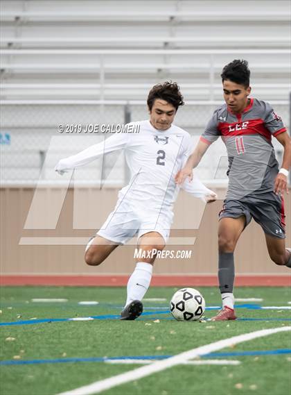 Thumbnail 2 in Lee [Robert E.] vs Hendrickson (Scrimmage) photogallery.