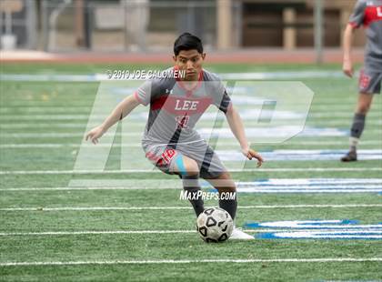 Thumbnail 2 in Lee [Robert E.] vs Hendrickson (Scrimmage) photogallery.