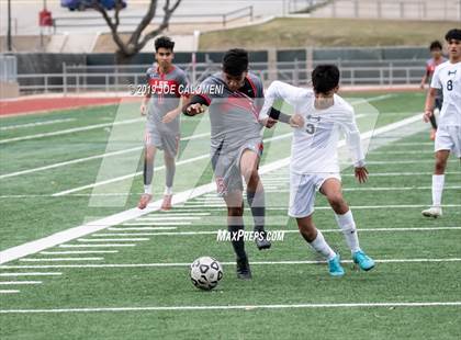 Thumbnail 3 in Lee [Robert E.] vs Hendrickson (Scrimmage) photogallery.