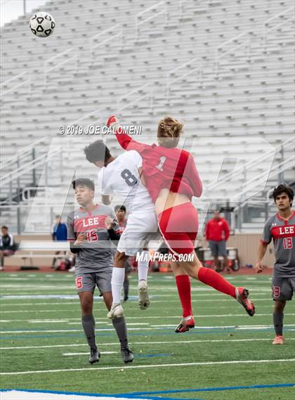 Thumbnail 3 in Lee [Robert E.] vs Hendrickson (Scrimmage) photogallery.