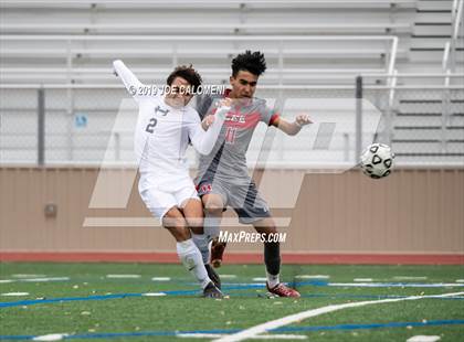 Thumbnail 1 in Lee [Robert E.] vs Hendrickson (Scrimmage) photogallery.