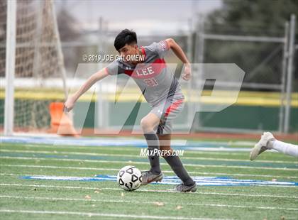 Thumbnail 3 in Lee [Robert E.] vs Hendrickson (Scrimmage) photogallery.