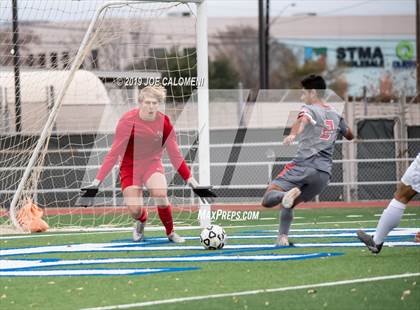 Thumbnail 1 in Lee [Robert E.] vs Hendrickson (Scrimmage) photogallery.
