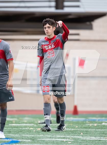Thumbnail 1 in Lee [Robert E.] vs Hendrickson (Scrimmage) photogallery.
