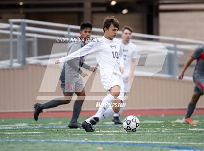 Thumbnail 1 in Lee [Robert E.] vs Hendrickson (Scrimmage) photogallery.