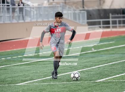 Thumbnail 1 in Lee [Robert E.] vs Hendrickson (Scrimmage) photogallery.